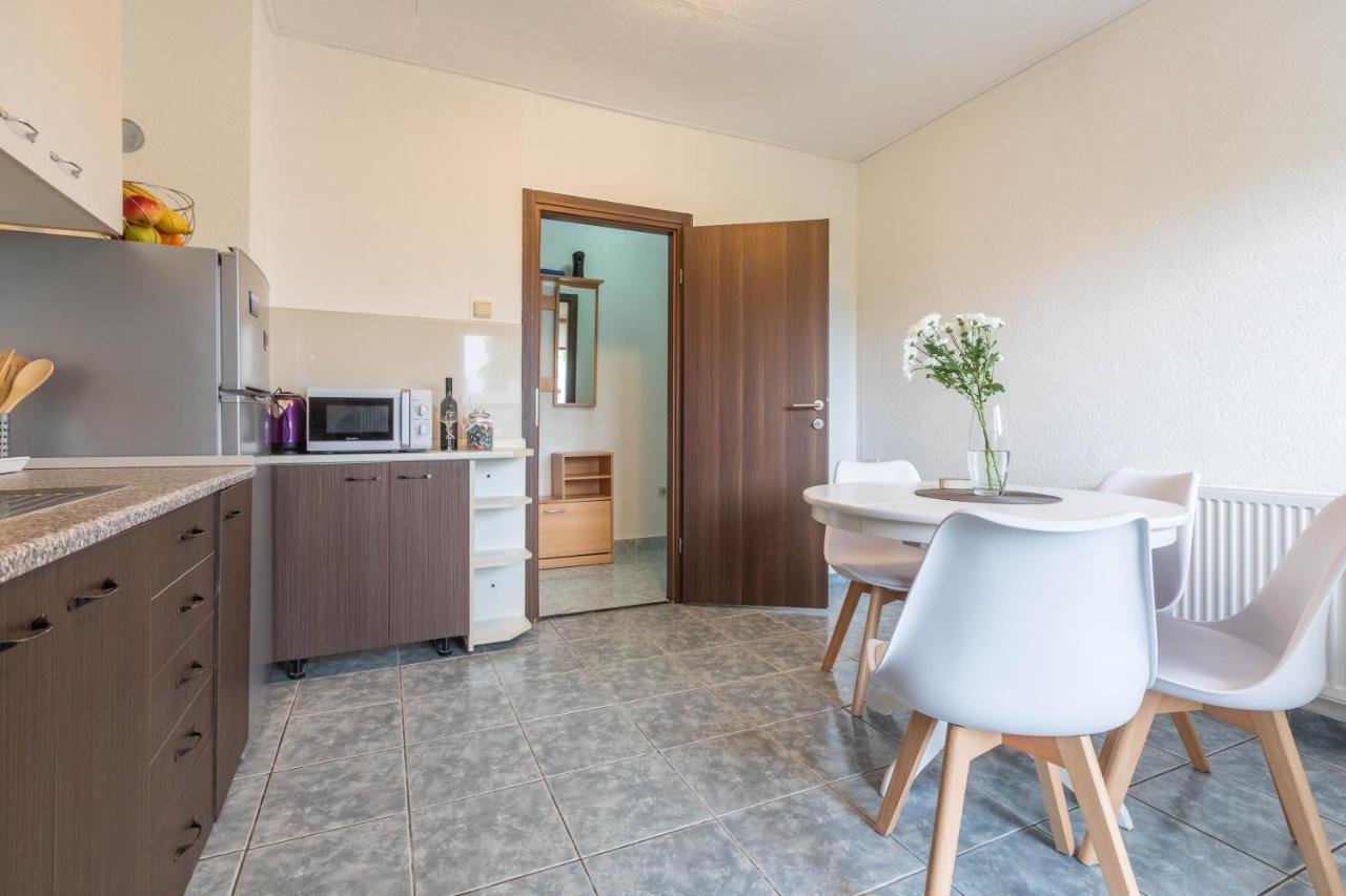 Cosy Apartment Hugo Osijek Eksteriør bilde